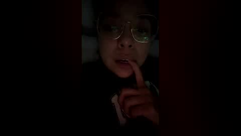 isabellaelizabeth online show from 12-19-25, 04:30