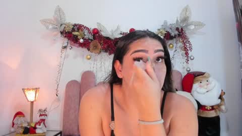 Snapshot of isabellas_smith chatting on 12-05-24, 10:01 Martina IG martissmith01 online show from 12-05-24, 10:01