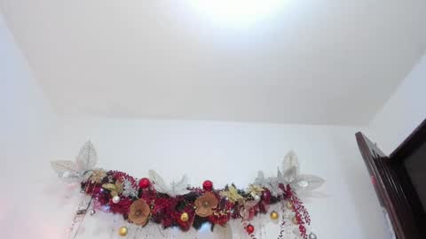 Snapshot of isabellas_smith chatting on 12-06-24, 04:14 Martina IG martissmith01 online show from 12-06-24, 04:14