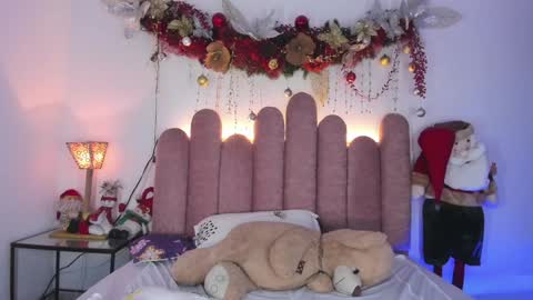 Snapshot of isabellas_smith chatting on 01-05-25, 05:41 Martina IG martissmith01 online show from 01-05-25, 05:41