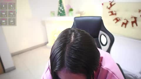   online show from 12-18-25, 12:33