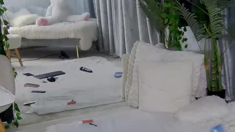 IsabelleEthan online show from 03-28-26, 02:22