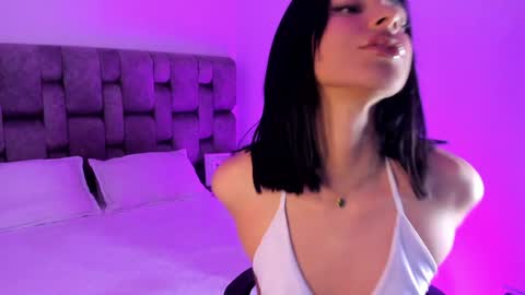 Snapshot of isabellefoxx chatting on 12-11-24, 05:21 Isa online show from 12-11-24, 05:21