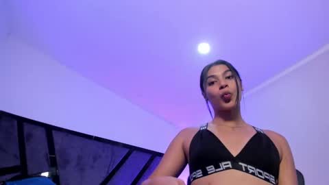 Snapshot of isabellefoxx chatting on 09-12-25, 10:54 Isa online show from 09-12-25, 10:54