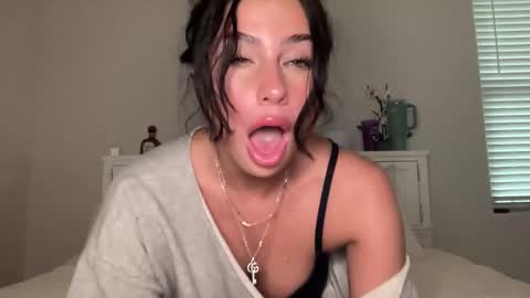 isabellekinsley online show from 01-08-26, 08:55