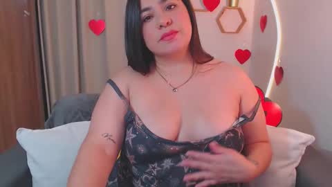 Snapshot of isabum_ chatting on 02-16-26, 03:41 Isa online show from 02-16-26, 03:41