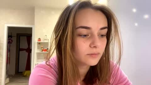 Snapshot of isauratorkelson chatting on 12-16-25, 06:40 Issa online show from 12-16-25, 06:40