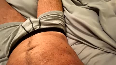 isemencum18 online show from 01-17-25, 12:42