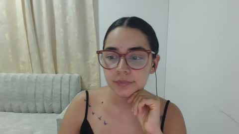 Emma online show from 02-22-26, 03:40