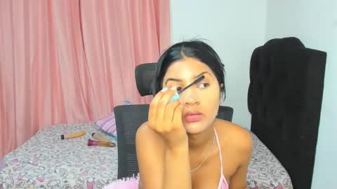 Snapshot of ishanyfalak chatting on 02-11-25, 11:43 Ishanyfalak online show from 02-11-25, 11:43