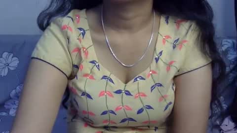 ishika_ishu online show from 09-15-25, 07:19