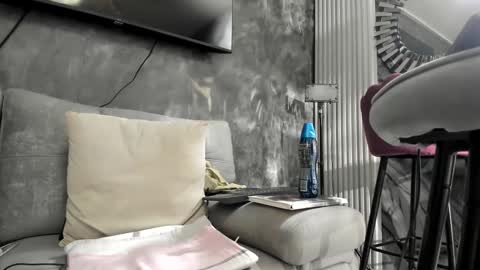 Snapshot of isisblakee chatting on 09-23-25, 01:30 Isis online show from 09-23-25, 01:30