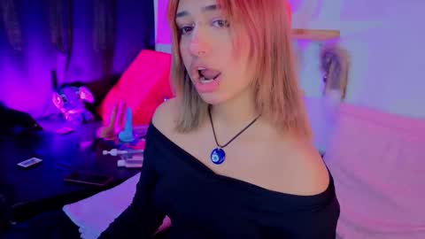 Isisjones18 online show from 11-22-25, 05:12