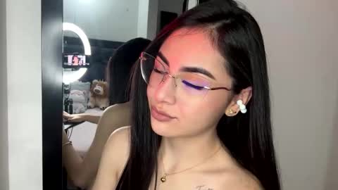 Cute Isla  online show from 10-25-25, 01:24