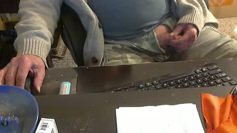 Duke online show from 01-26-25, 03:59