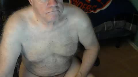 Snapshot of islesman22 chatting on 09-15-25, 09:31 islesman22 online show from 09-15-25, 09:31