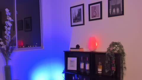 Snapshot of isnotforeveryone chatting on 02-23-25, 02:51 Julyane online show from 02-23-25, 02:51