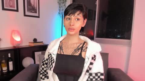 Snapshot of isnotforeveryone chatting on 03-08-25, 02:55 Julyane online show from 03-08-25, 02:55