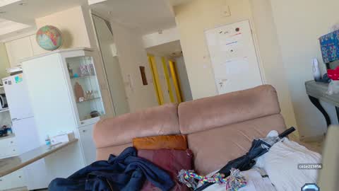 Tall Jewish Ginger DOM online show from 12-25-24, 10:50