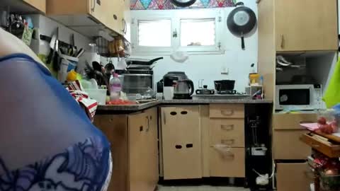 Marta online show from 02-09-25, 02:29