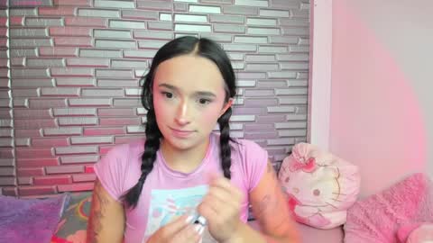 I S S A B E L A Igissaa ax    Xlittleissa  online show from 12-12-24, 02:11