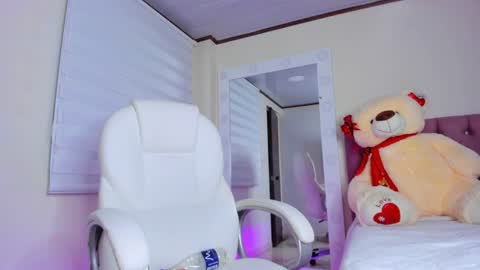 Snapshot of issabellarodriguez chatting on 02-03-25, 08:57 Isa online show from 02-03-25, 08:57