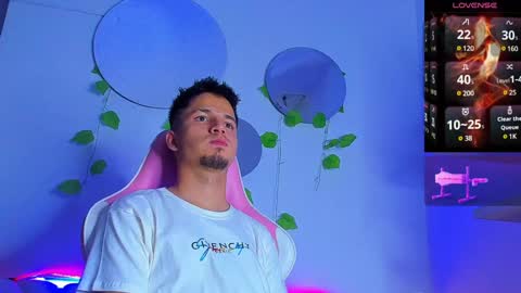 Issac online show from 01-26-25, 08:25