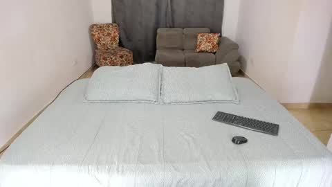 Isabella  online show from 02-09-25, 05:19