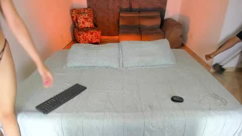 Isabella  online show from 03-10-25, 04:49