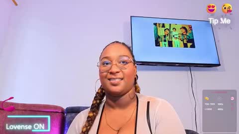 Snapshot of issanoirr chatting on 01-11-26, 03:17 issamar online show from 01-11-26, 03:17