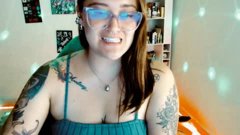 Yiz online show from 01-13-25, 08:15