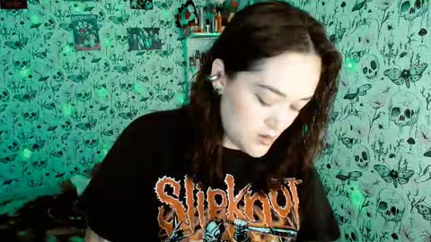 Yiz online show from 03-16-26, 03:56