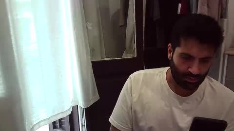 Snapshot of italianboybcn chatting on 09-13-25, 07:08 italianboybcn online show from 09-13-25, 07:08