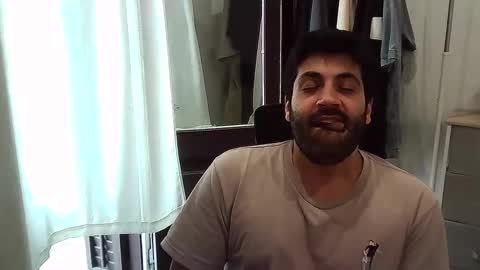 Snapshot of italianboybcn chatting on 09-28-25, 08:52 italianboybcn online show from 09-28-25, 08:52