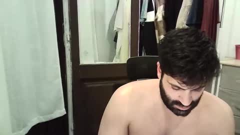 italianboybcn online show from 11-02-25, 10:34