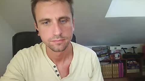 italiano116116 online show from 09-21-25, 08:05