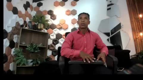 Italo Moore online show from 10-06-25, 11:40