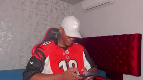 itanxfor online show from 11-25-25, 12:38