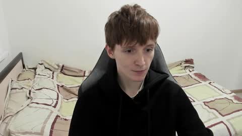 Snapshot of ithan_red chatting on 01-25-25, 08:21 Ethan online show from 01-25-25, 08:21