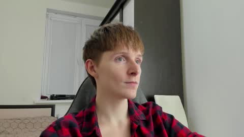 Ethan online show from 11-25-25, 05:46