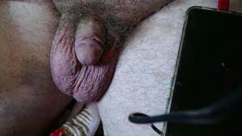 Snapshot of itissnowing chatting on 01-18-25, 06:03 itissnowing online show from 01-18-25, 06:03