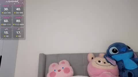 Queen Liya online show from 10-23-25, 02:11