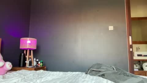 katarina  online show from 09-22-25, 04:25