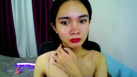 itsmeloveypinay online show from 11-19-25, 06:41