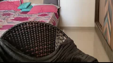 Raje online show from 10-21-25, 03:29