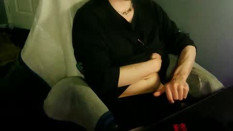 Snapshot of itsnotliam834 chatting on 09-17-25, 01:18 itsnotliam834 online show from 09-17-25, 01:18