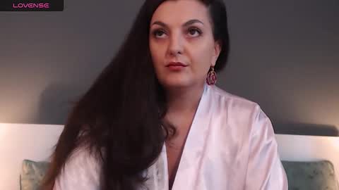 Snapshot of itsyourlady chatting on 11-07-25, 10:15 Melissa Khaan online show from 11-07-25, 10:15