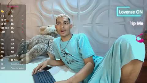 itszairen online show from 04-12-26, 04:39