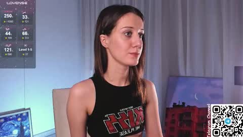 Kira online show from 12-15-25, 12:09