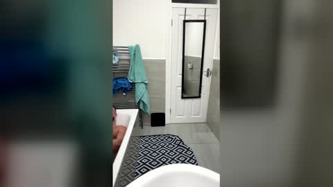 Snapshot of iuri1990 chatting on 02-15-26, 09:41 iuri1990 online show from 02-15-26, 09:41